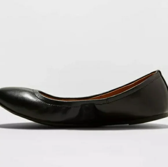WOMEN'S PAULINA ROUND SCRUNCH CLASSIC BALLET FLATS SIZE 6 BLACK - Picture 2 of 2
